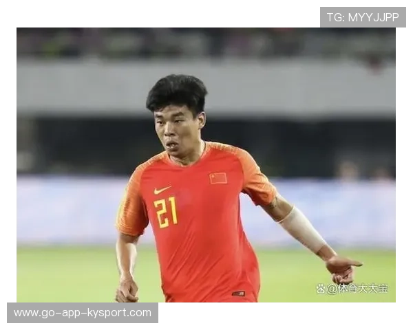 李帅边路高速超车后传中助攻武磊